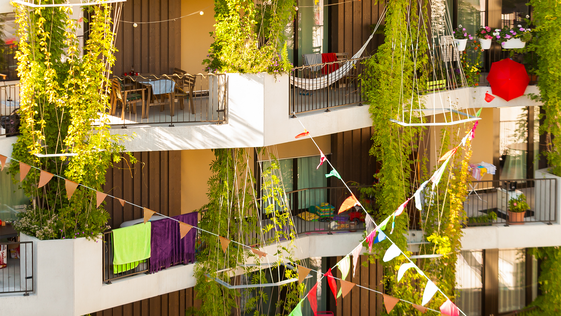 Image of the balconies at Hunziker Areal, Zürich